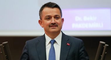 BAKAN AÇIKLADI: "2 MİLYAR 674 MİLYON TL DESTEK HESAPLARA YATIYOR."