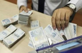 VAN’DA DEPREMZEDELERE 2 MİLYON 150 BİN LİRA ÖDENDİ