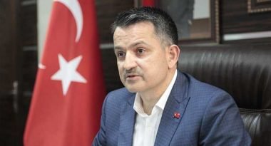 ÜRETİCİNİN ELİNDE KALAN KURBANLIKLARI ESK ALACAK